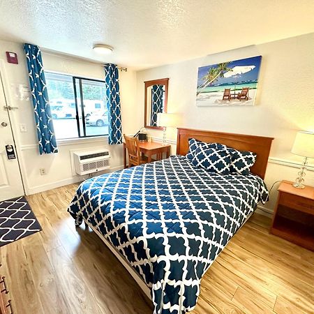 Belfair Motel מראה חיצוני תמונה